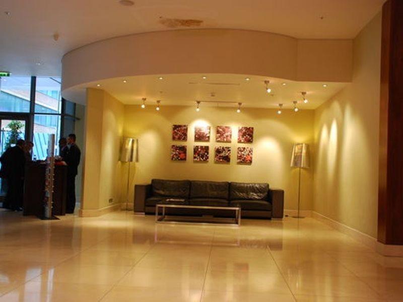 Plaza On The River London Exterior photo The lobby of the hotel