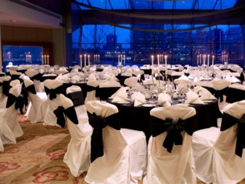 Plaza On The River London Exterior photo A formal dinner
