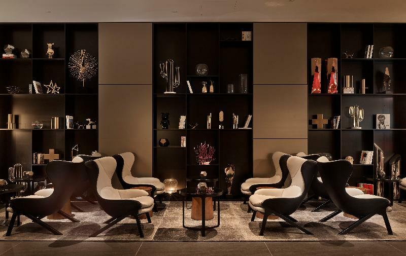 Plaza On The River London Exterior photo The Library at The Ritz-Carlton, Hong Kong